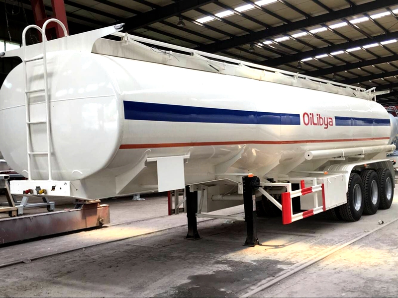 China PANDA brand 48m³fuel tanker trailer