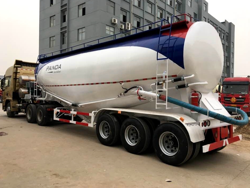 China PANDA brand bulk cement trailer 30Ton-85Ton